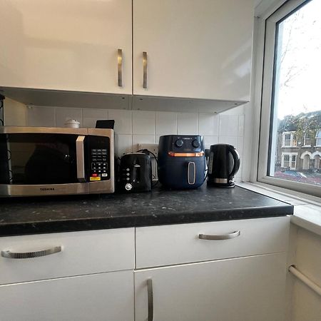 1-Bed Flat With Fast Wi-Fi In Prime Location 15Mins From Central Londra Dış mekan fotoğraf