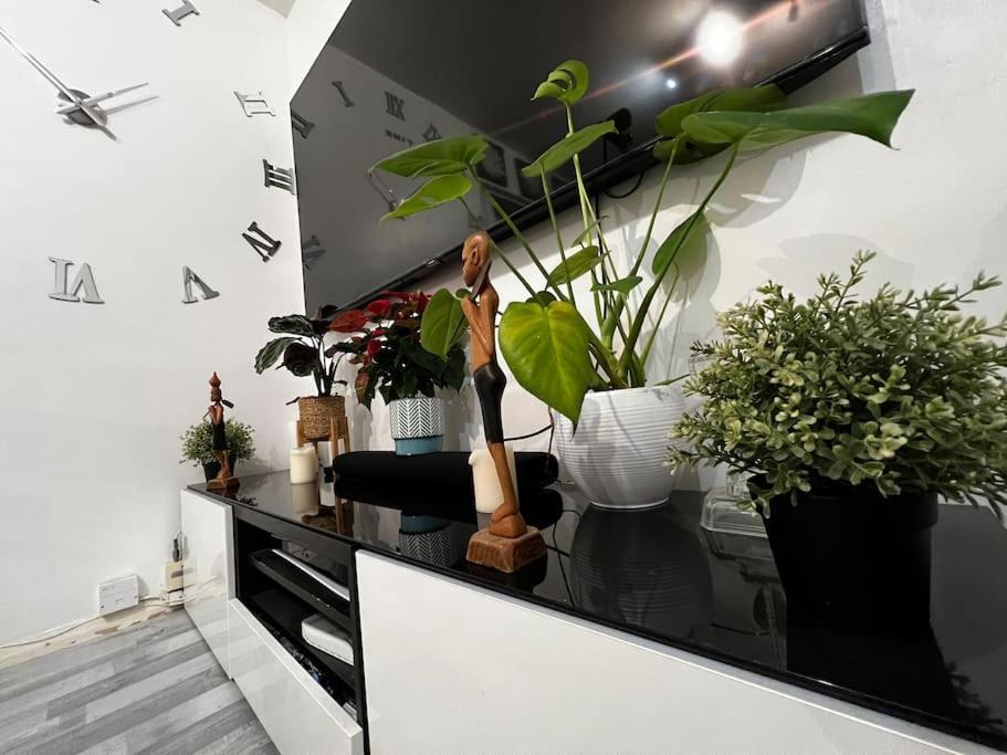 1-Bed Flat With Fast Wi-Fi In Prime Location 15Mins From Central Londra Dış mekan fotoğraf